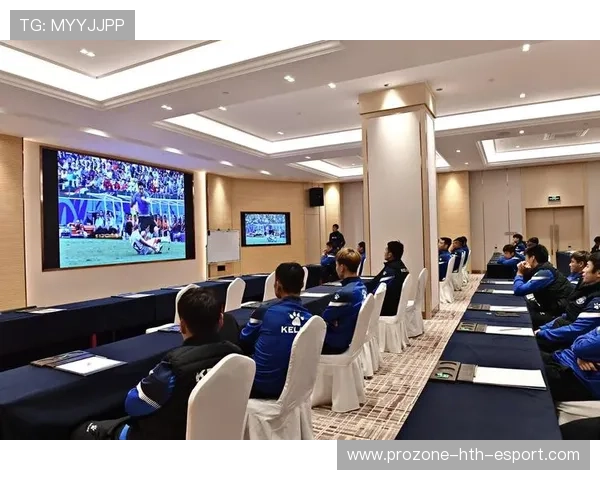 足球裁判技术革新:VAR升级与影响